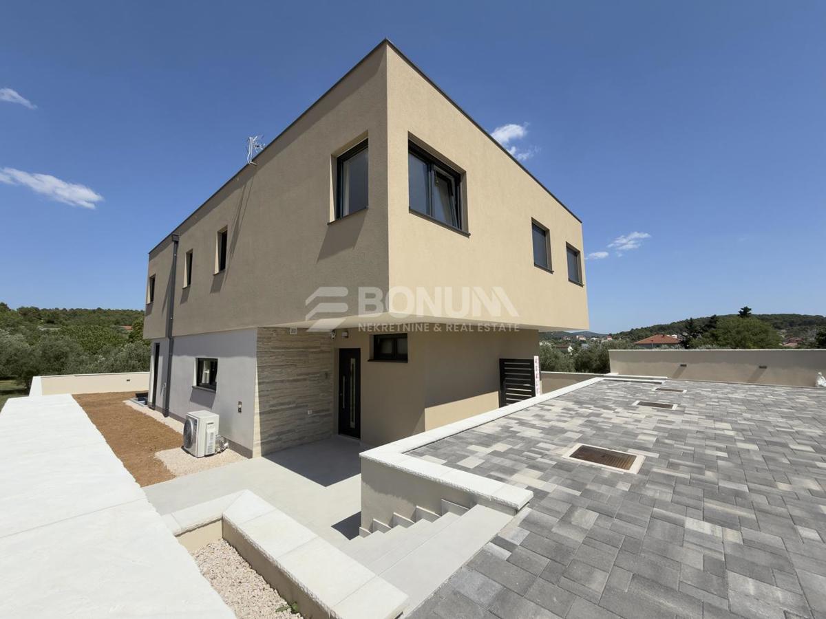 img-property